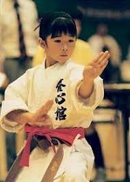 湖人浓眉哥篮下统治力助球队连胜