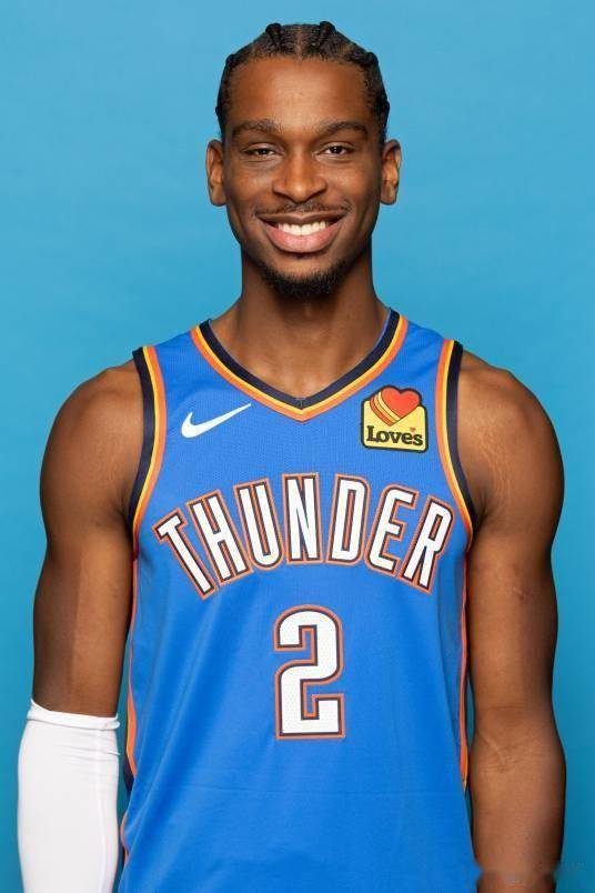 性显得尤为 性显得尤为