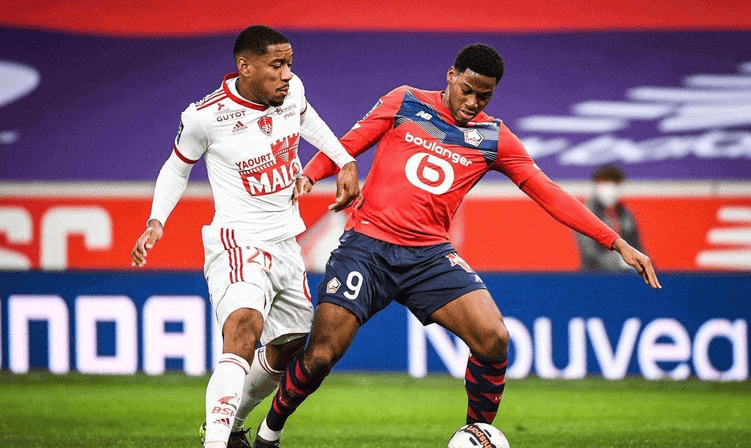 一位来自上 一位来自上